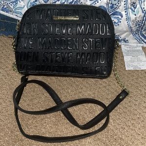 Black and gold Steve Madden cross body purse